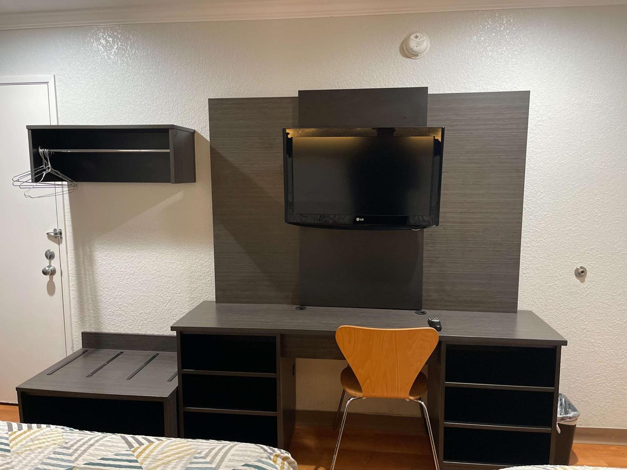 Motel 6 Sacramento, Ca - Downtown Екстериор снимка