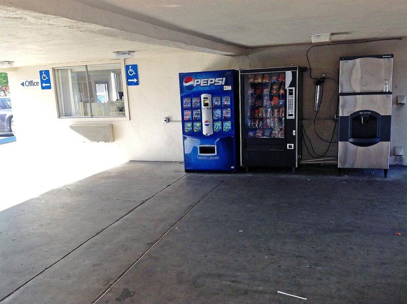 Motel 6 Sacramento, Ca - Downtown Екстериор снимка